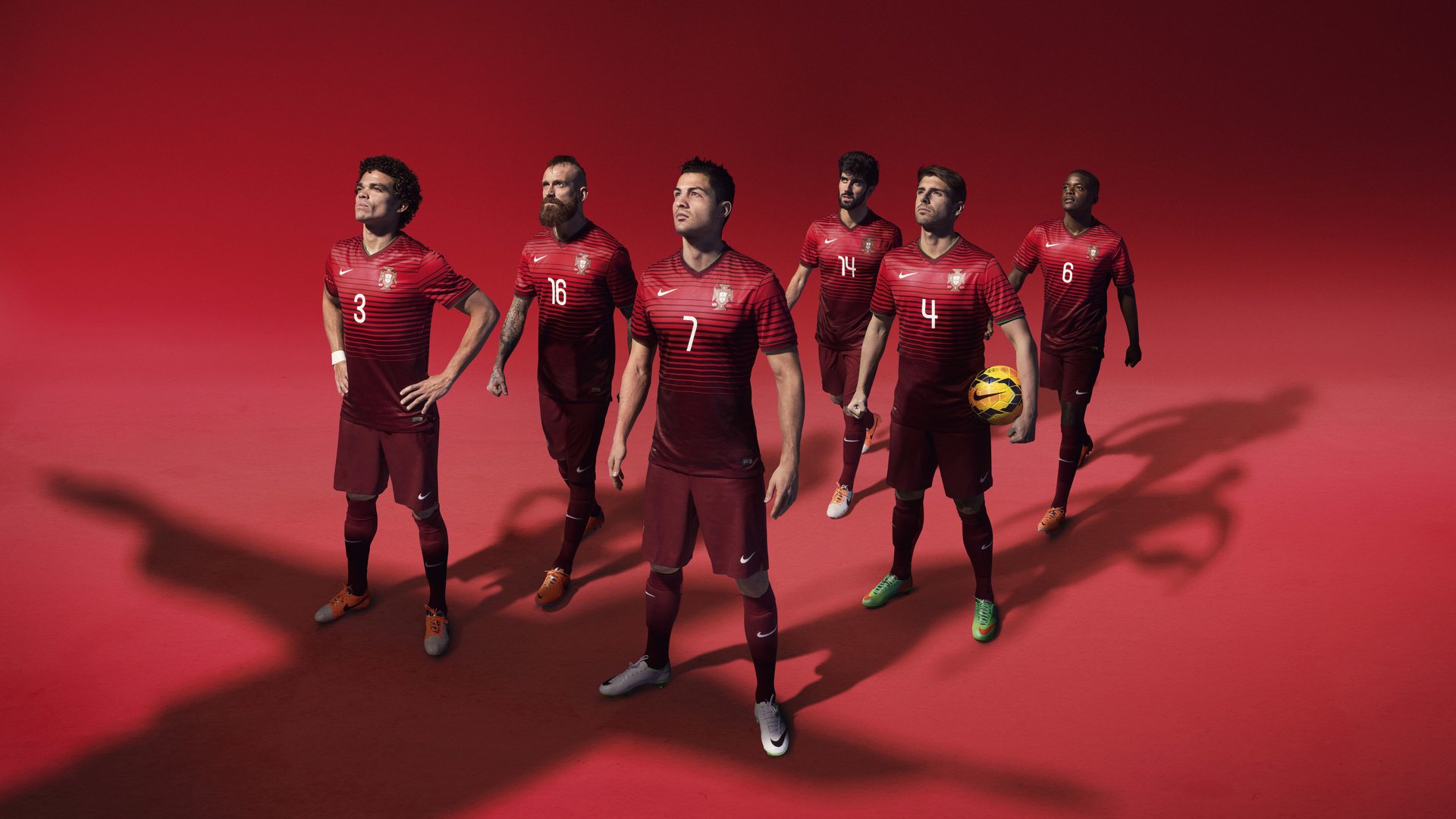 曼联高层重申信任滕哈格,球队重回正轨,liam gallagher曼联